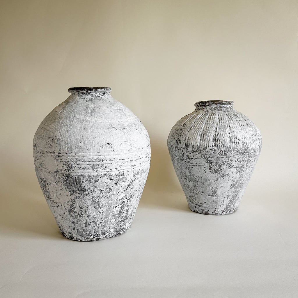 Vintage White Pot image 2