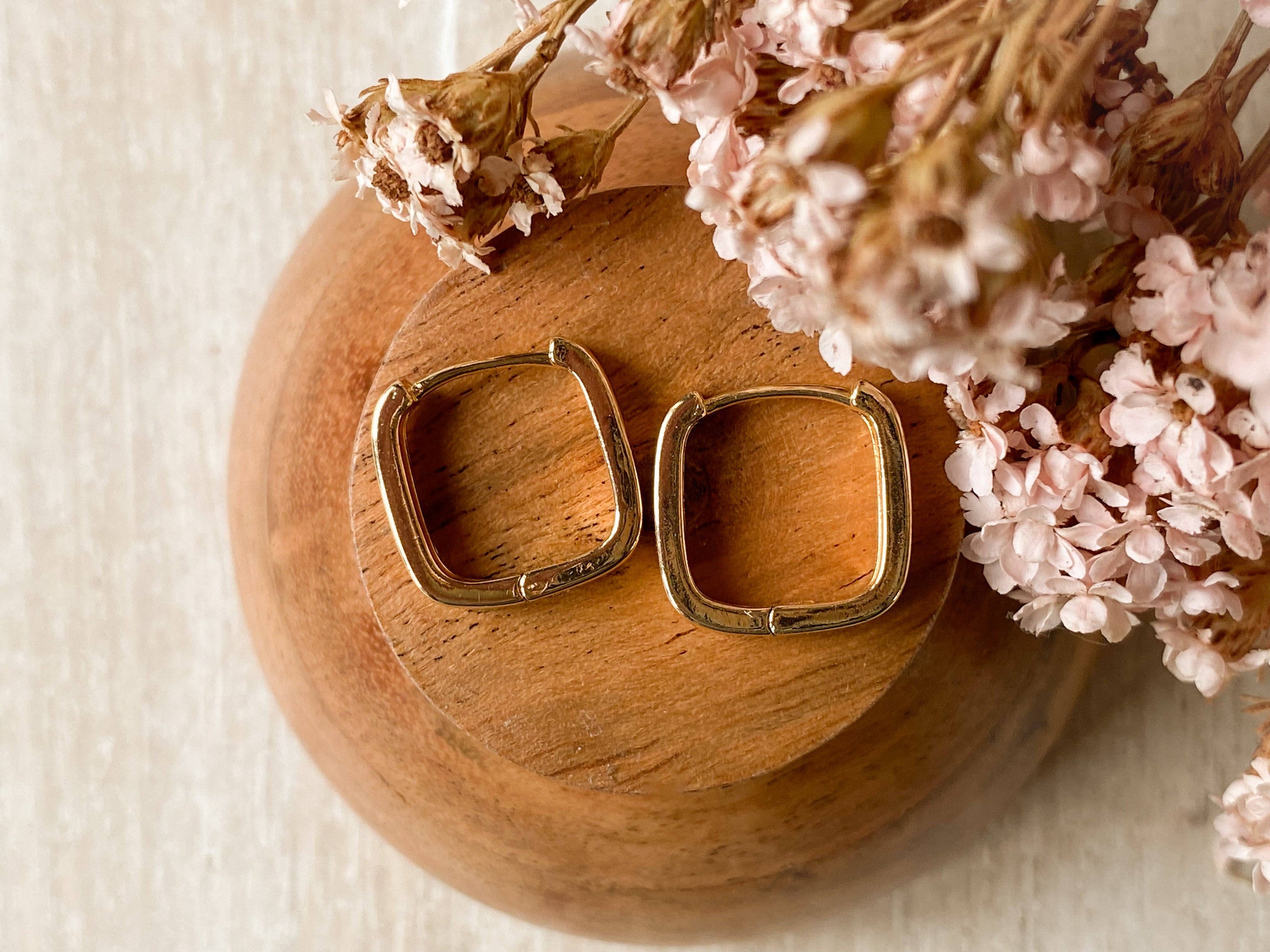 Reese Hoops