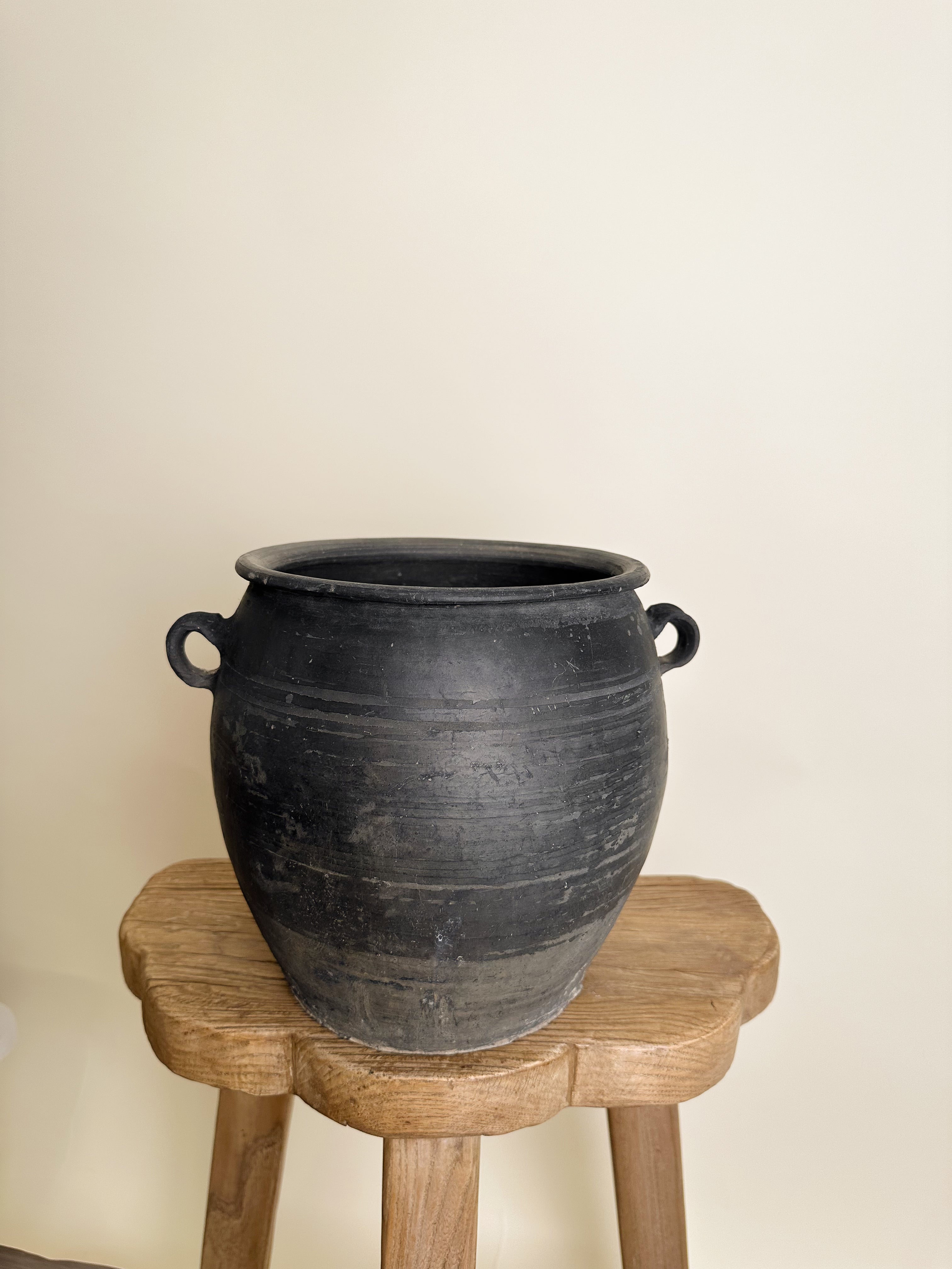 Two Handle Water Pot - Small image 4