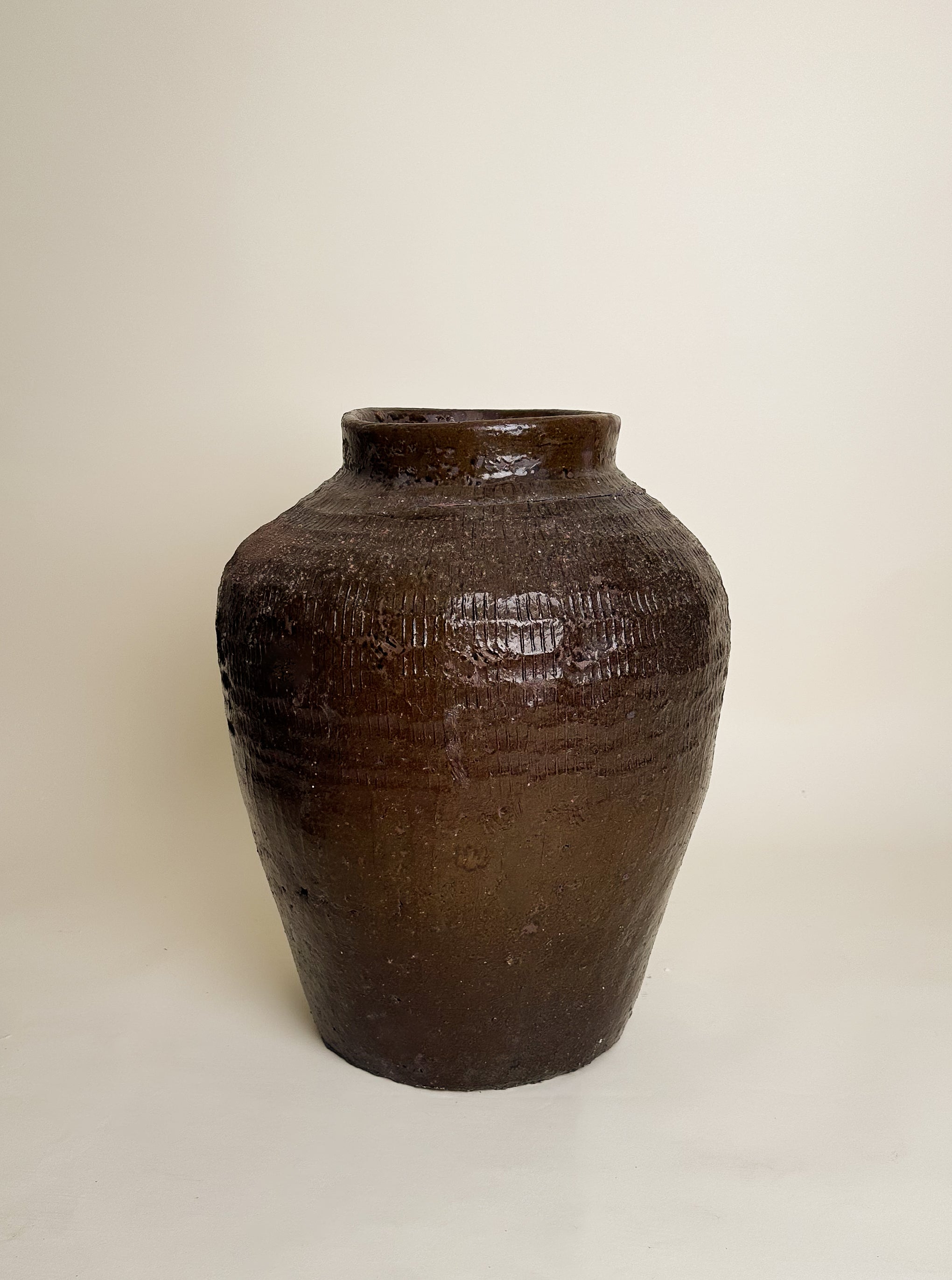 Large Brown Vintage Pot image 0