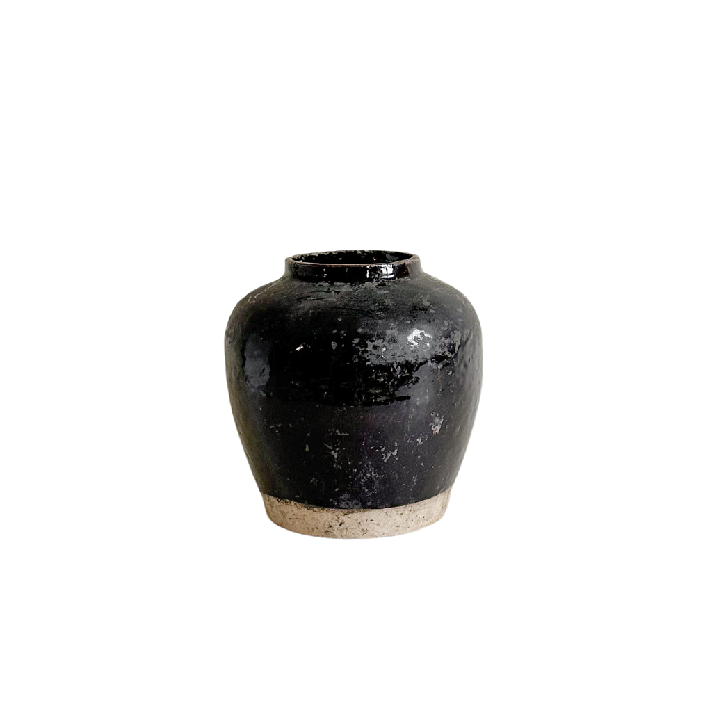 Glazed Black Vintage Pot image 0