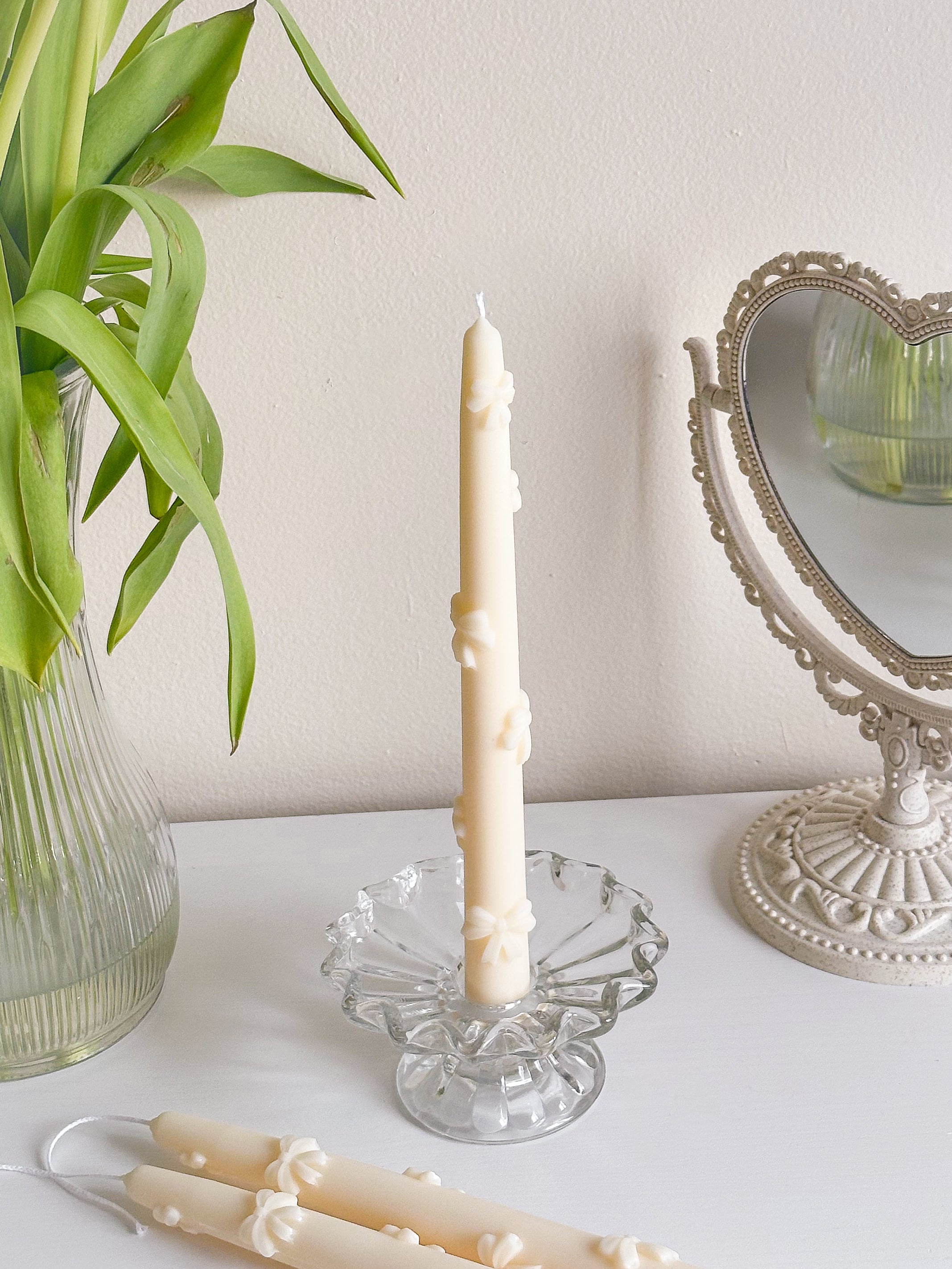 Bow Taper Candle image 3