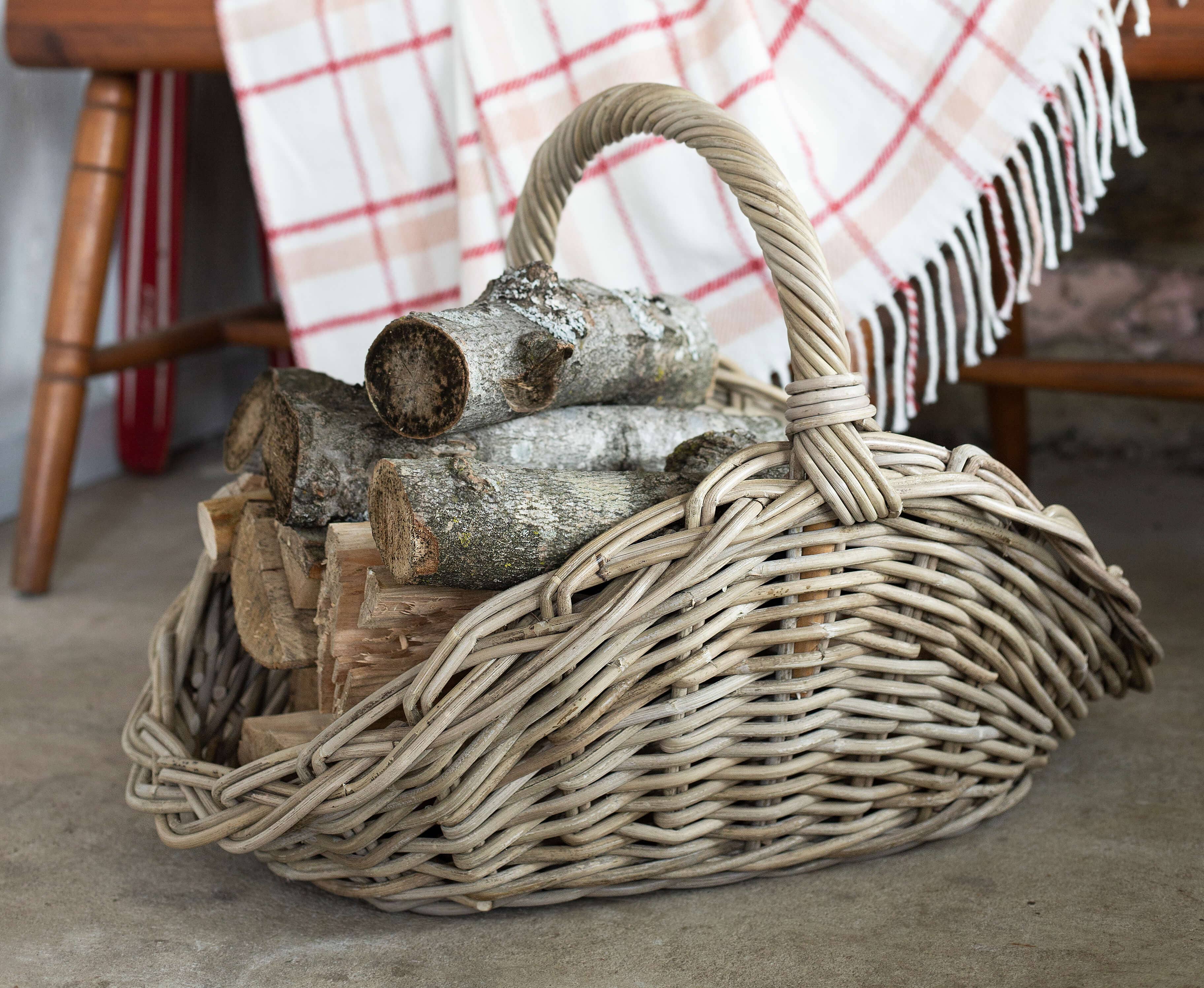 OVAL GREY RATTAN GATHERING BASKET