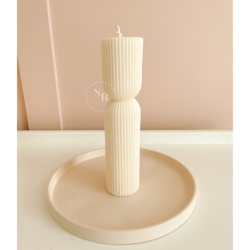 Stella Hourglass Pillar - Large image 1